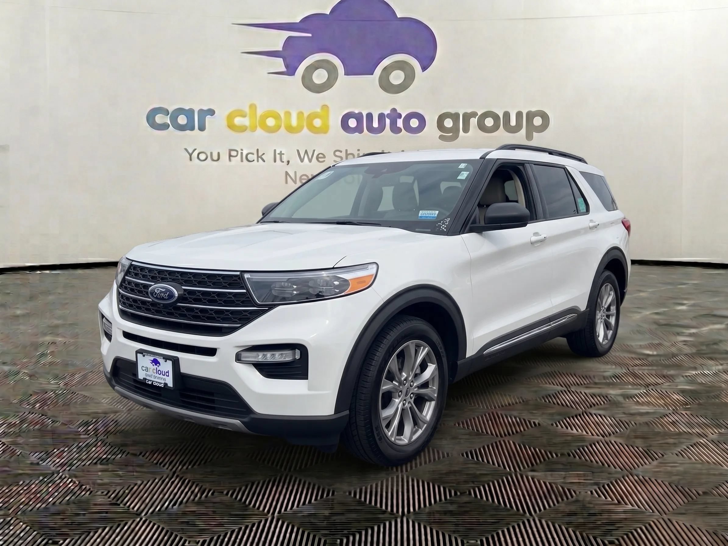 Used 2023 Ford Explorer XLT w/ Equipment Group 202A