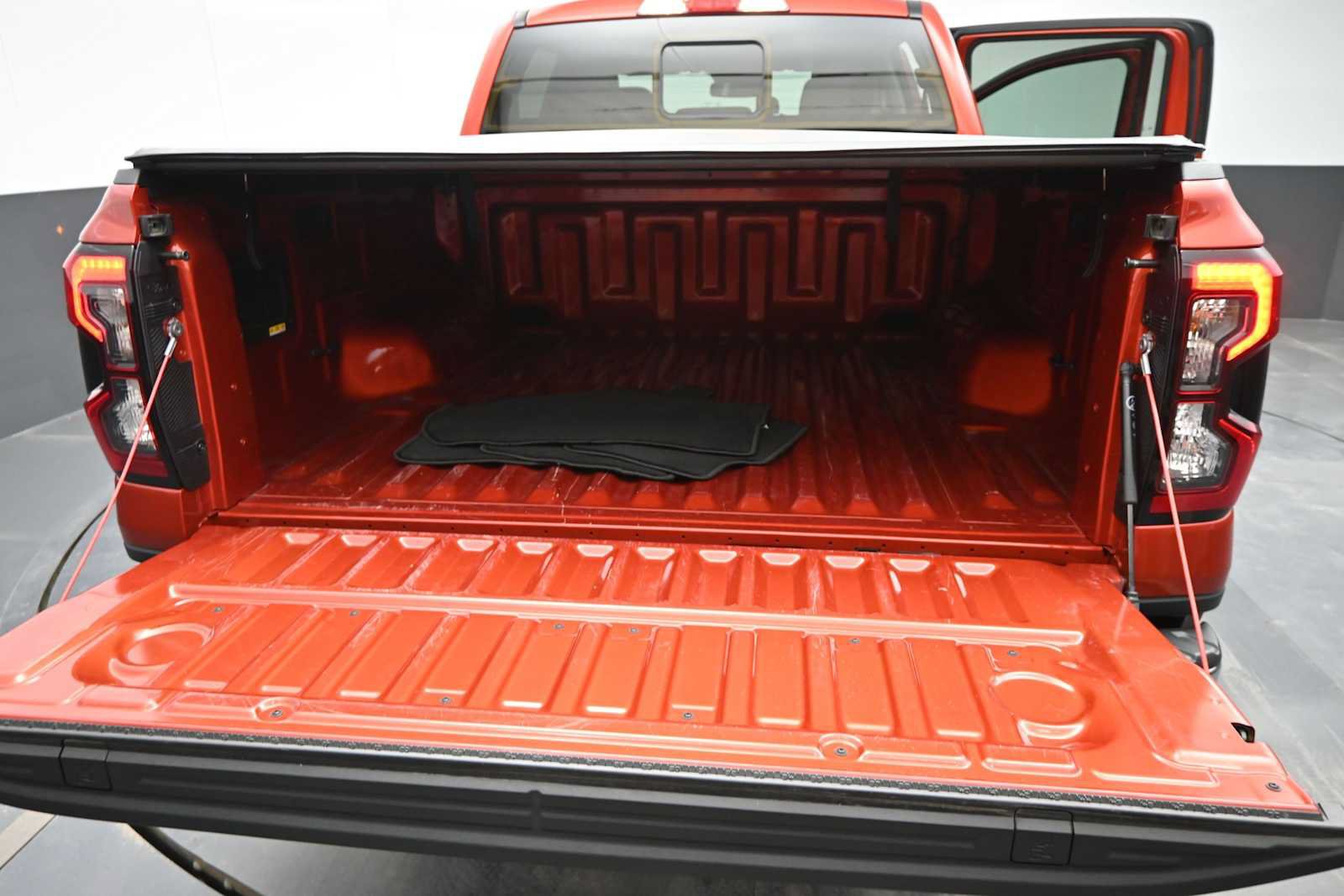 Used 2024 Ford Ranger XLT w/ Equipment Group 301A High AWD/4WD image 14