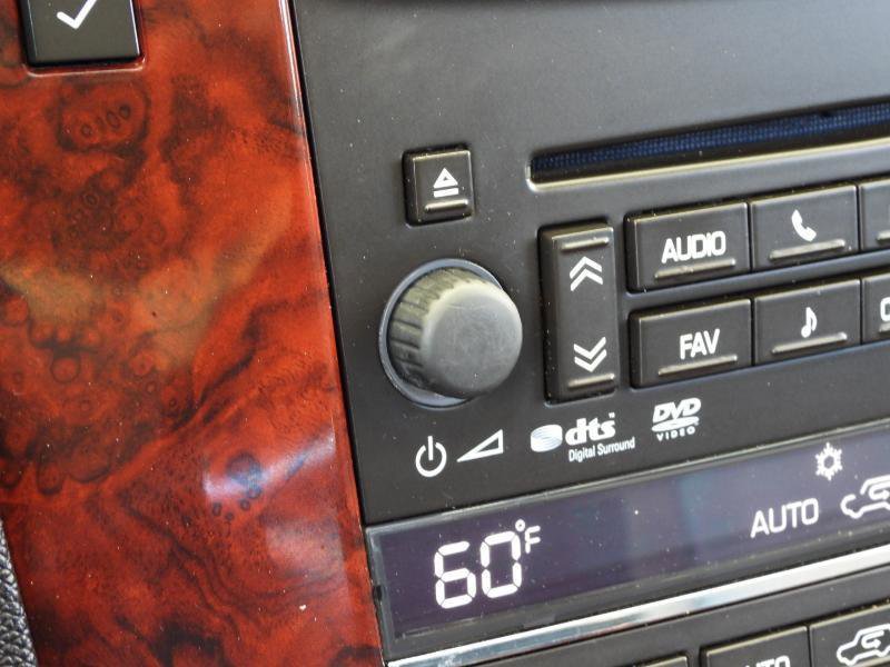 Used 2013 Cadillac Escalade Luxury image 67