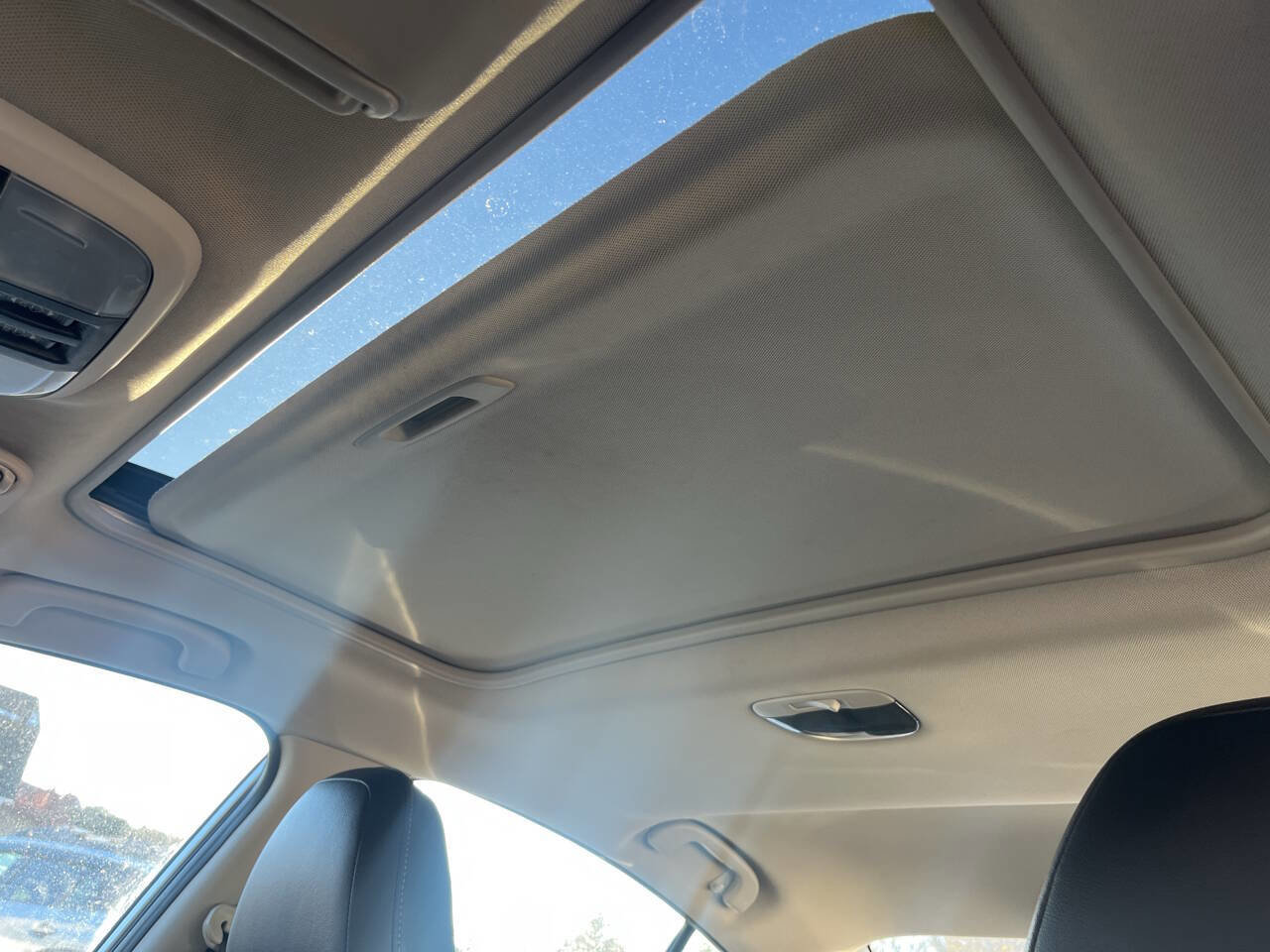 Used 2017 Subaru Impreza 2.0i Limited image 11