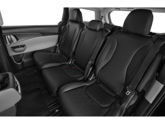 Used 2023 Kia Carnival LX FWD image 10