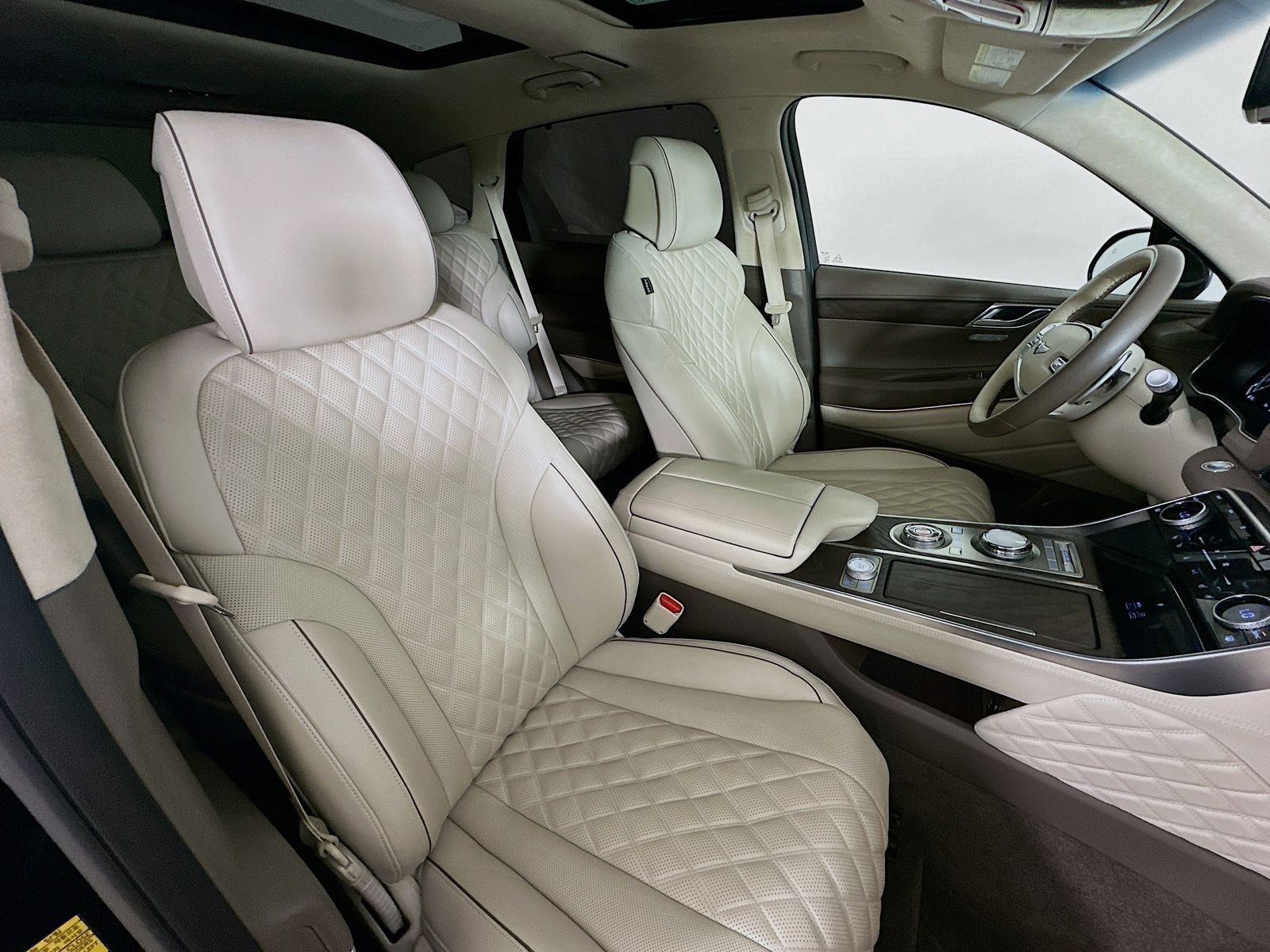 Used 2024 Genesis GV80 3.5T w/ Prestige Package AWD/4WD image 45