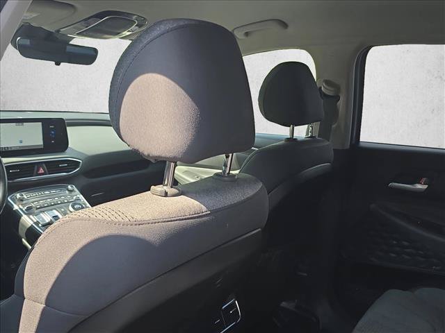 Used 2023 Hyundai Santa Fe SEL w/ Winter Weather Package FWD image 17