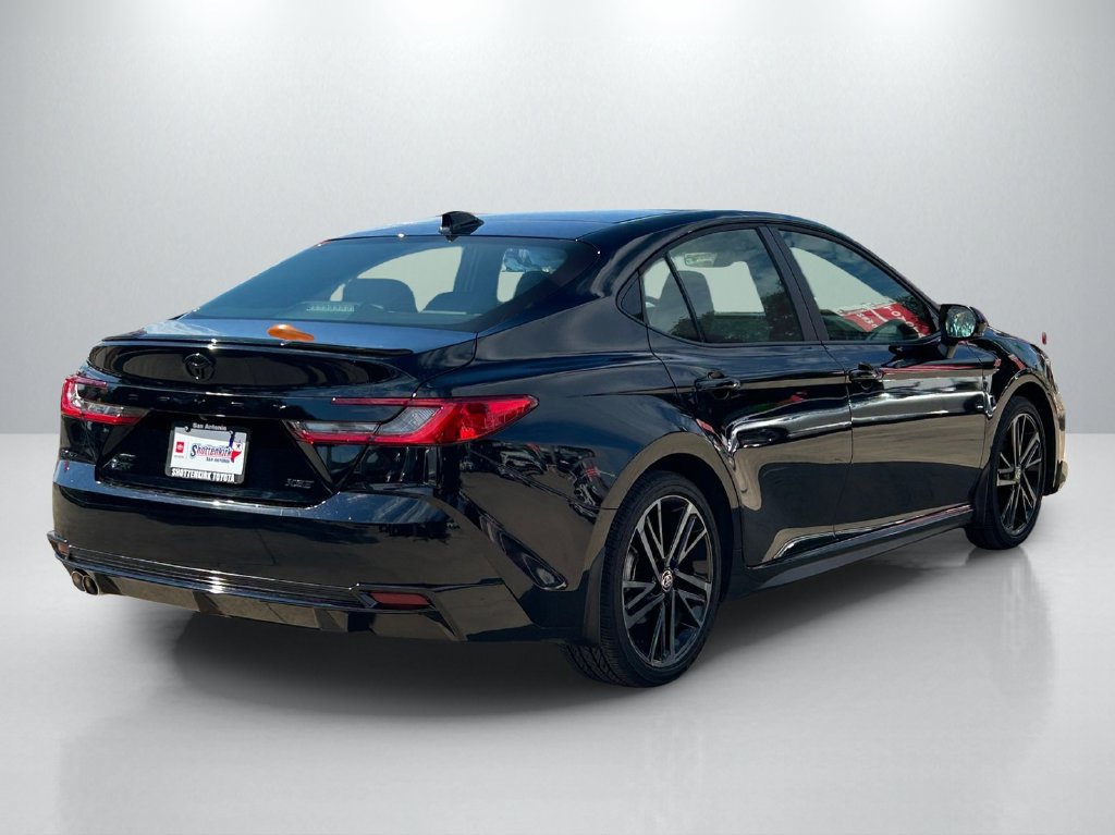 Used 2026 Toyota Camry XSE AWD/4WD image 5