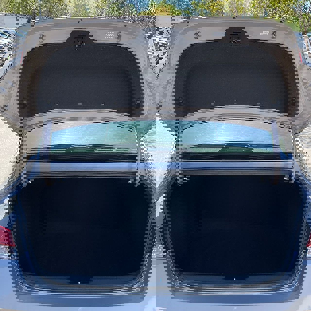 Used 2024 Hyundai Elantra SEL image 25