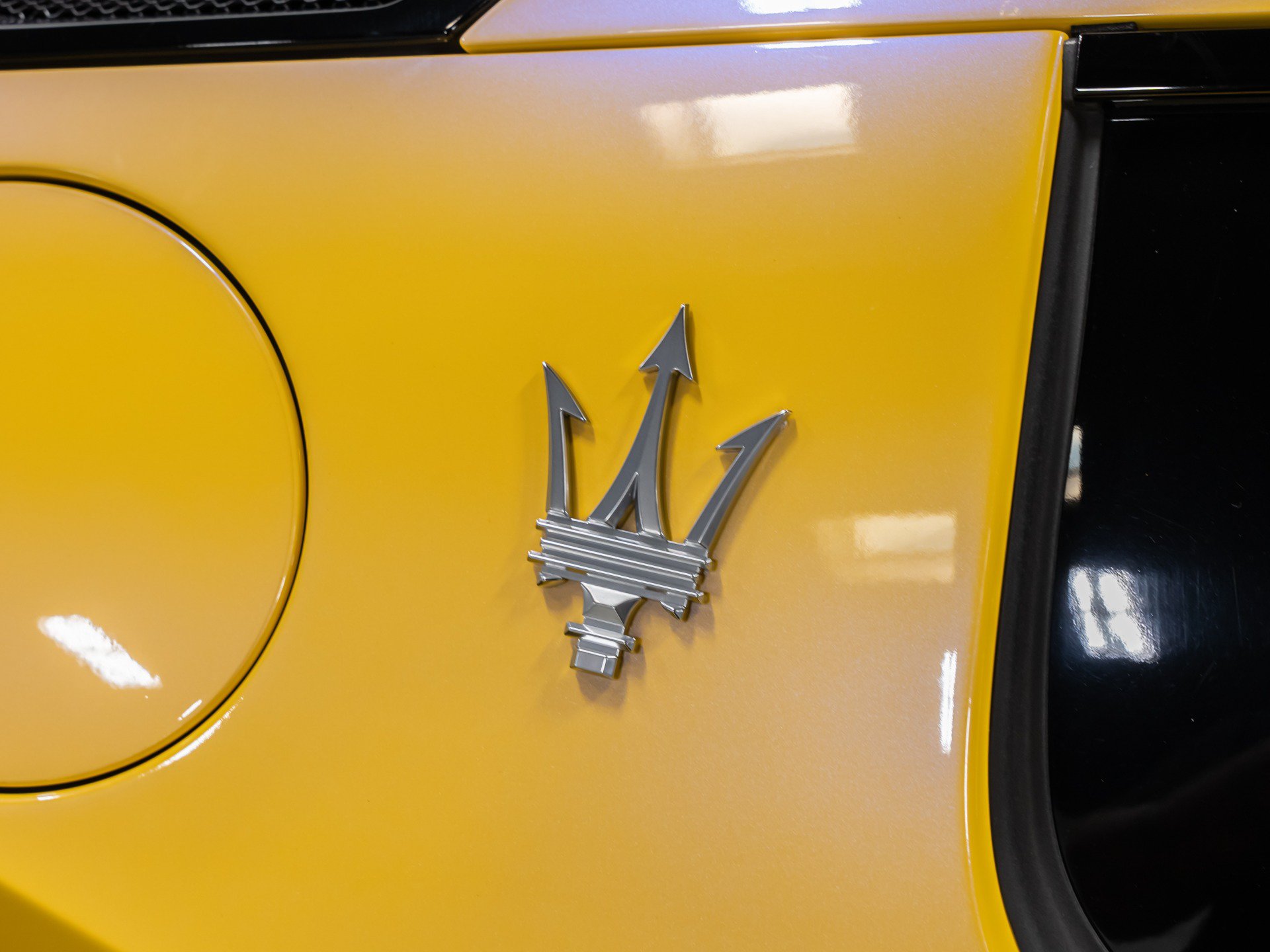 Used 2022 Maserati MC20 Coupe RWD image 24