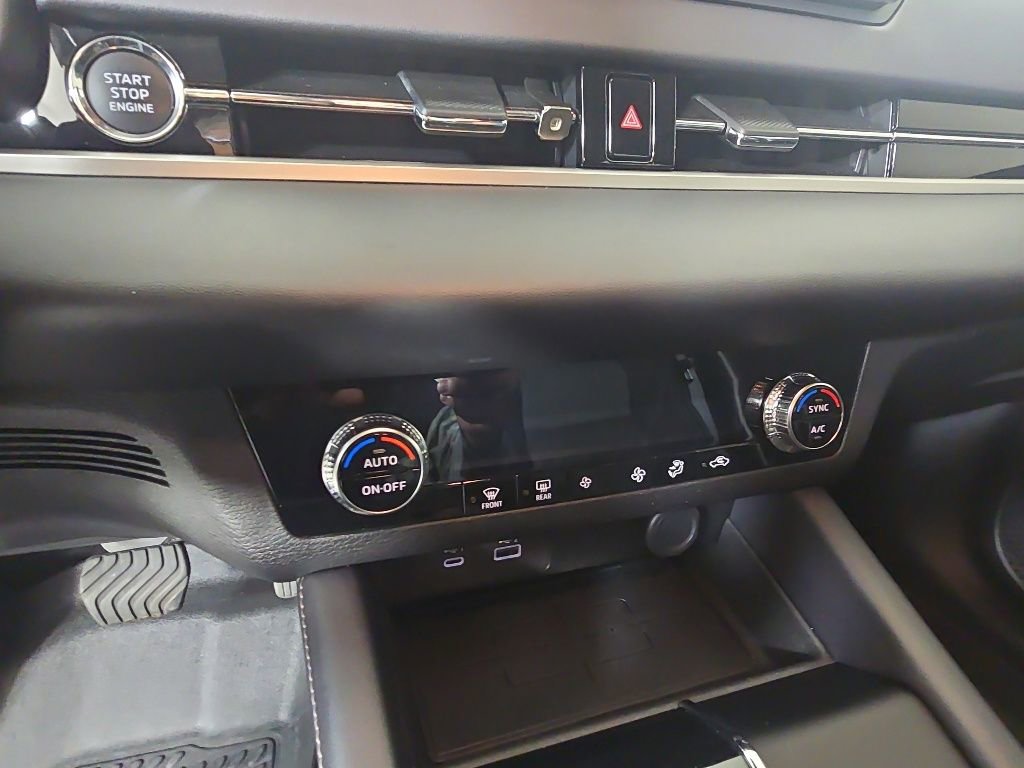 Used 2024 Mitsubishi Outlander ES FWD image 18