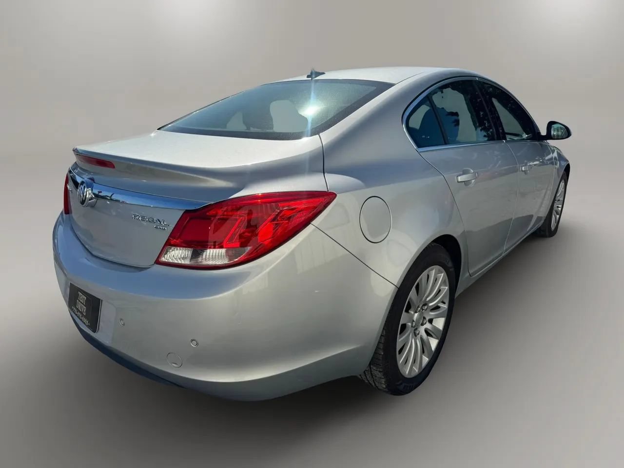 Used 2011 Buick Regal CXL w/ RL3 Preferred Equipment Group FWD image 9