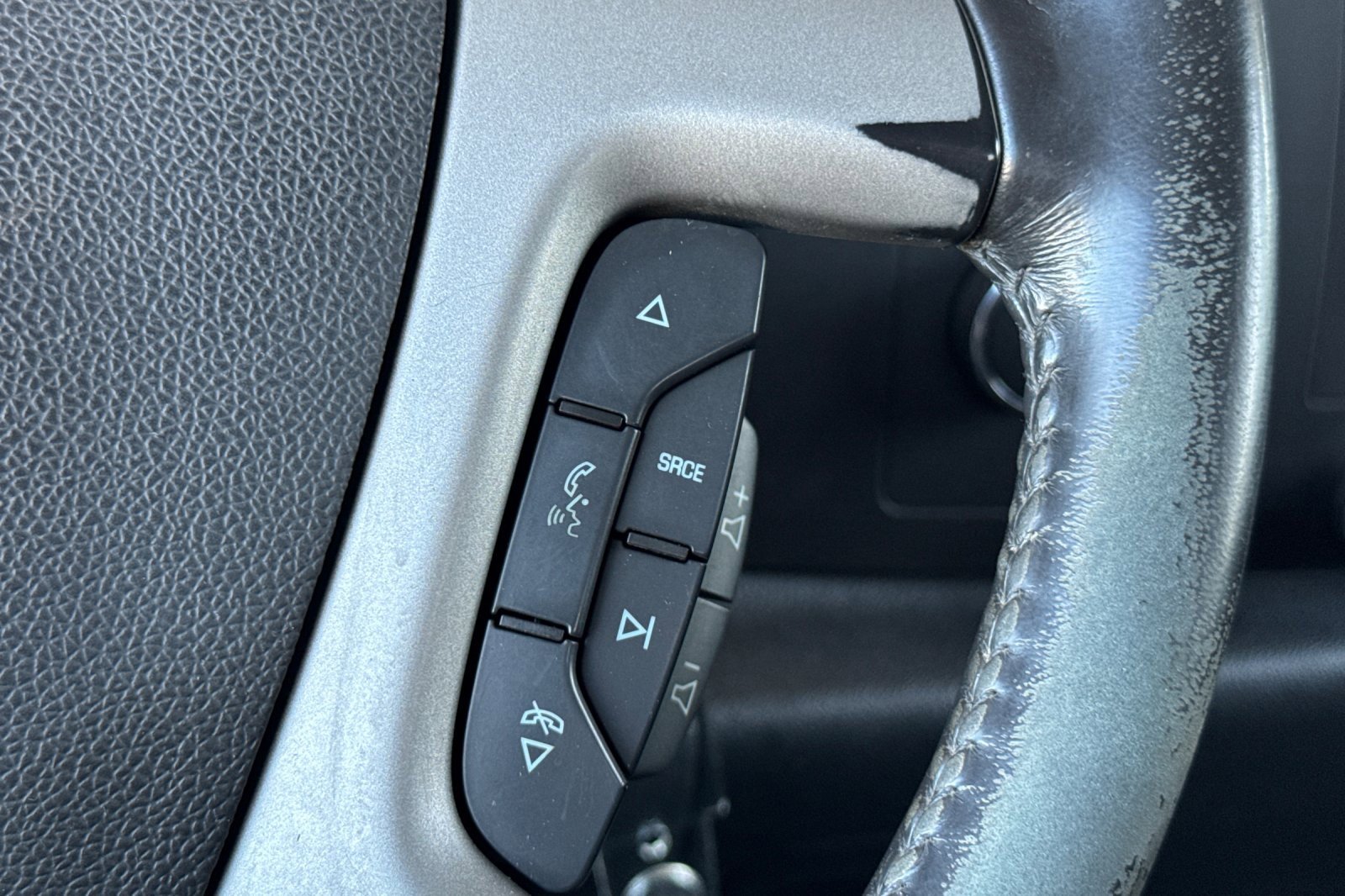 Used 2013 GMC Sierra 3500 SLE image 23