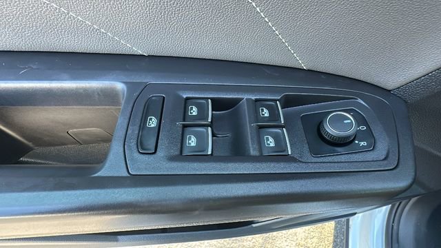 Used 2022 Volkswagen Atlas SE image 25