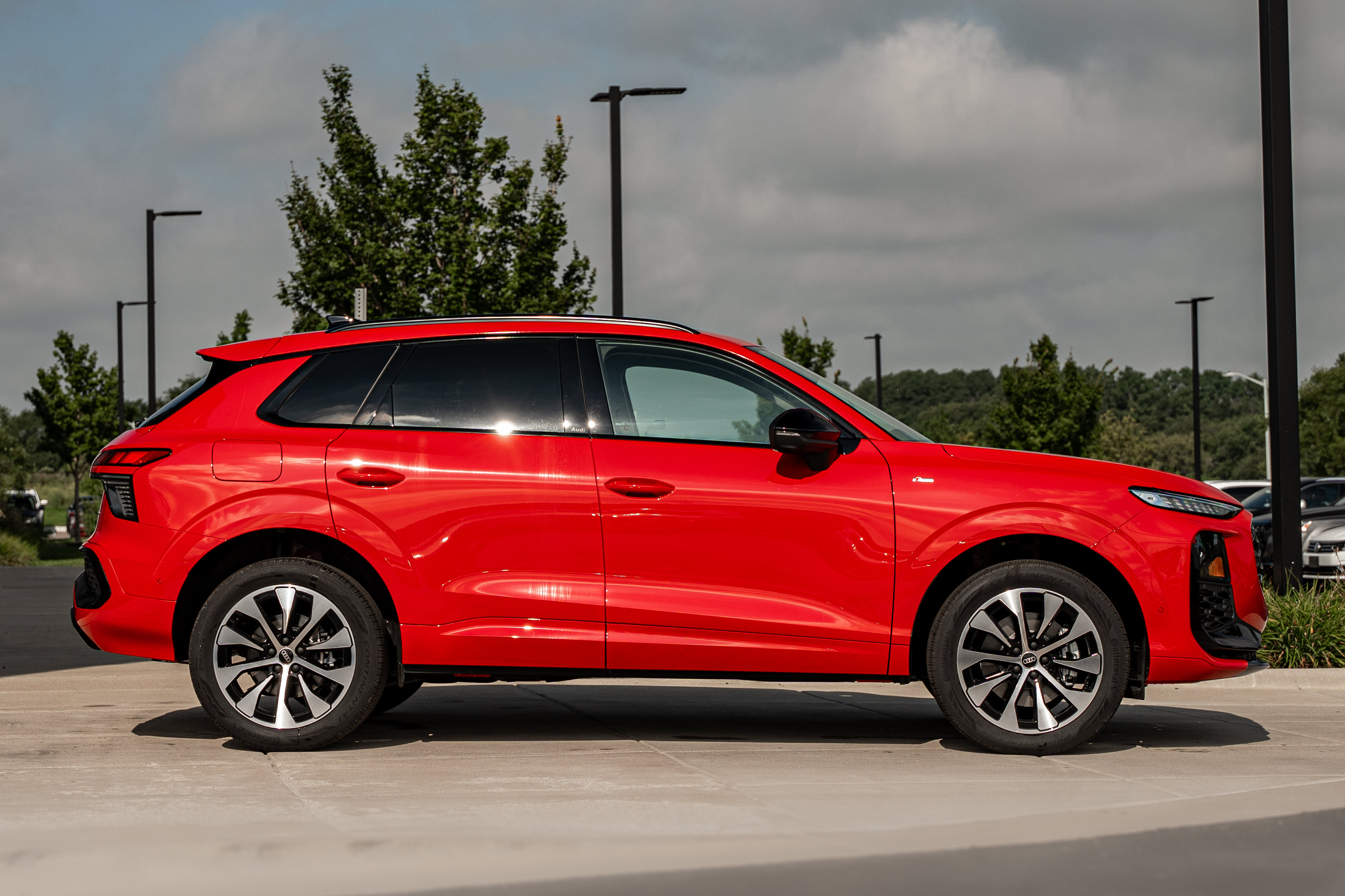 New 2026 Audi Q3 quattro 2.0T AWD/4WD image 3