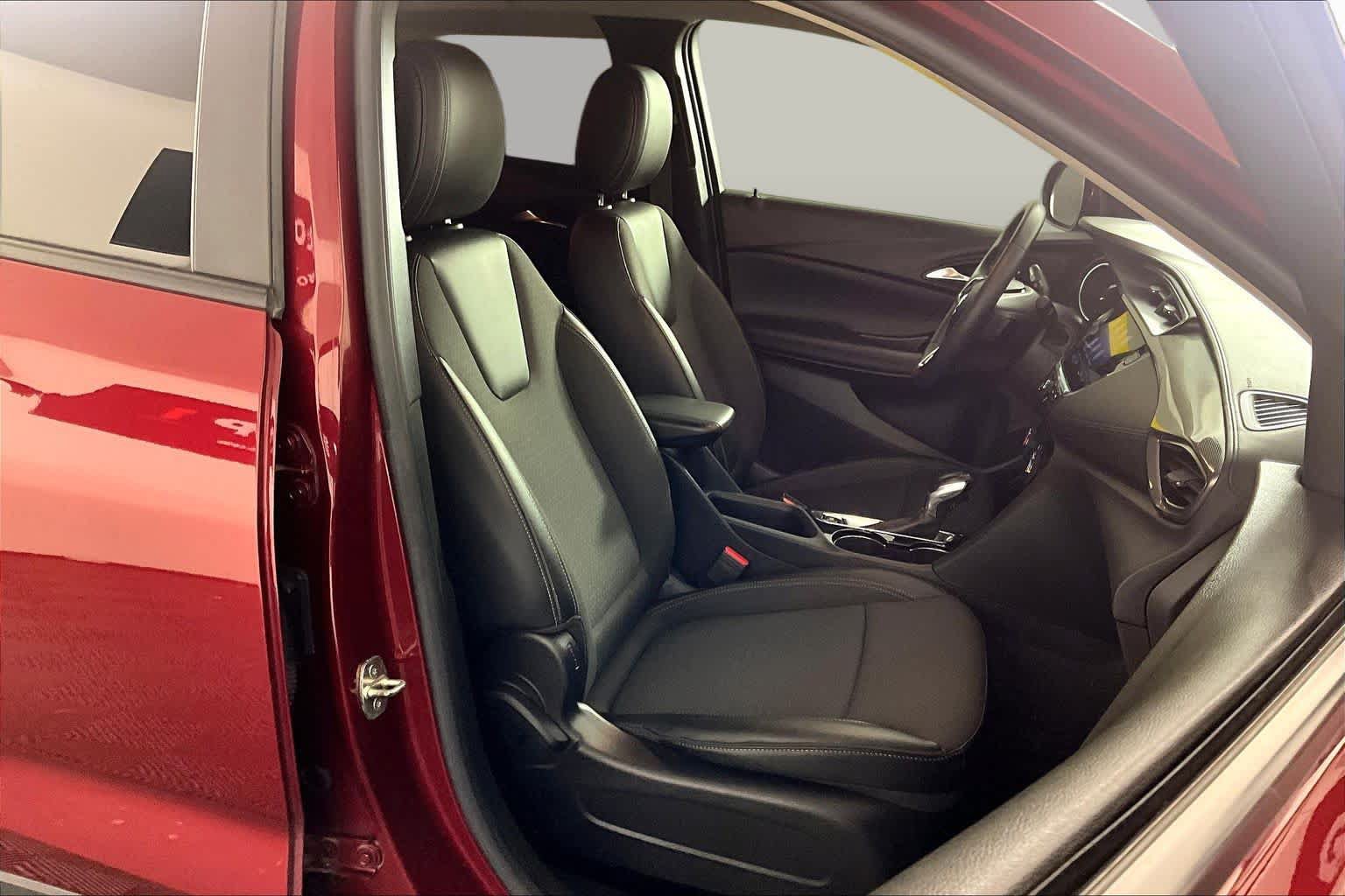 Used 2023 Buick Encore GX Preferred FWD image 9