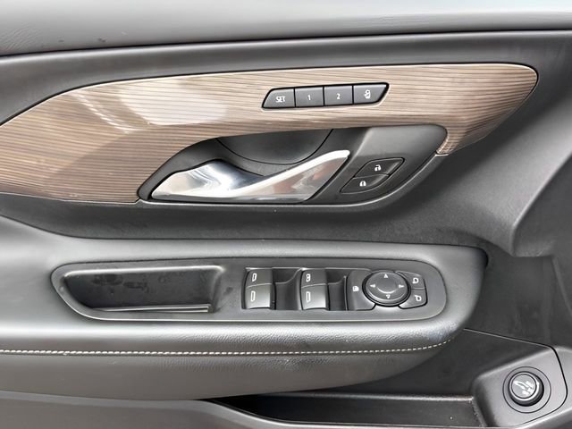 Used 2023 GMC Terrain Denali image 40