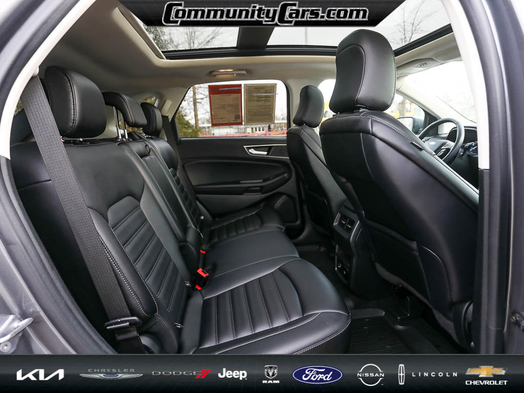 Used 2022 Ford Edge SEL w/ Convenience Package image 21