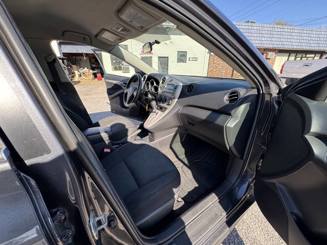 Used 2009 Toyota Matrix image 52