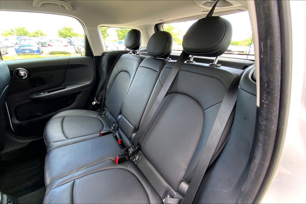 Used 2019 MINI Cooper Countryman w/ Storage Package FWD image 24