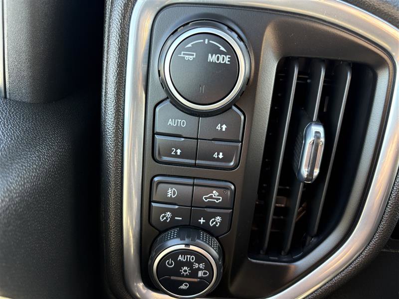 Used 2022 Chevrolet Silverado 3500 High Country w/ Technology Package image 31