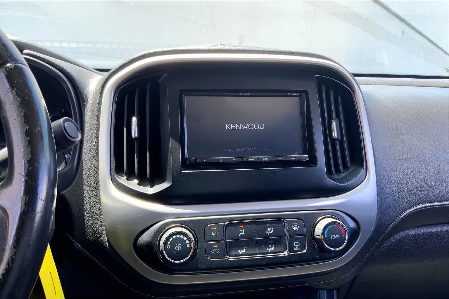 Used 2016 GMC Canyon SLE RWD image 34