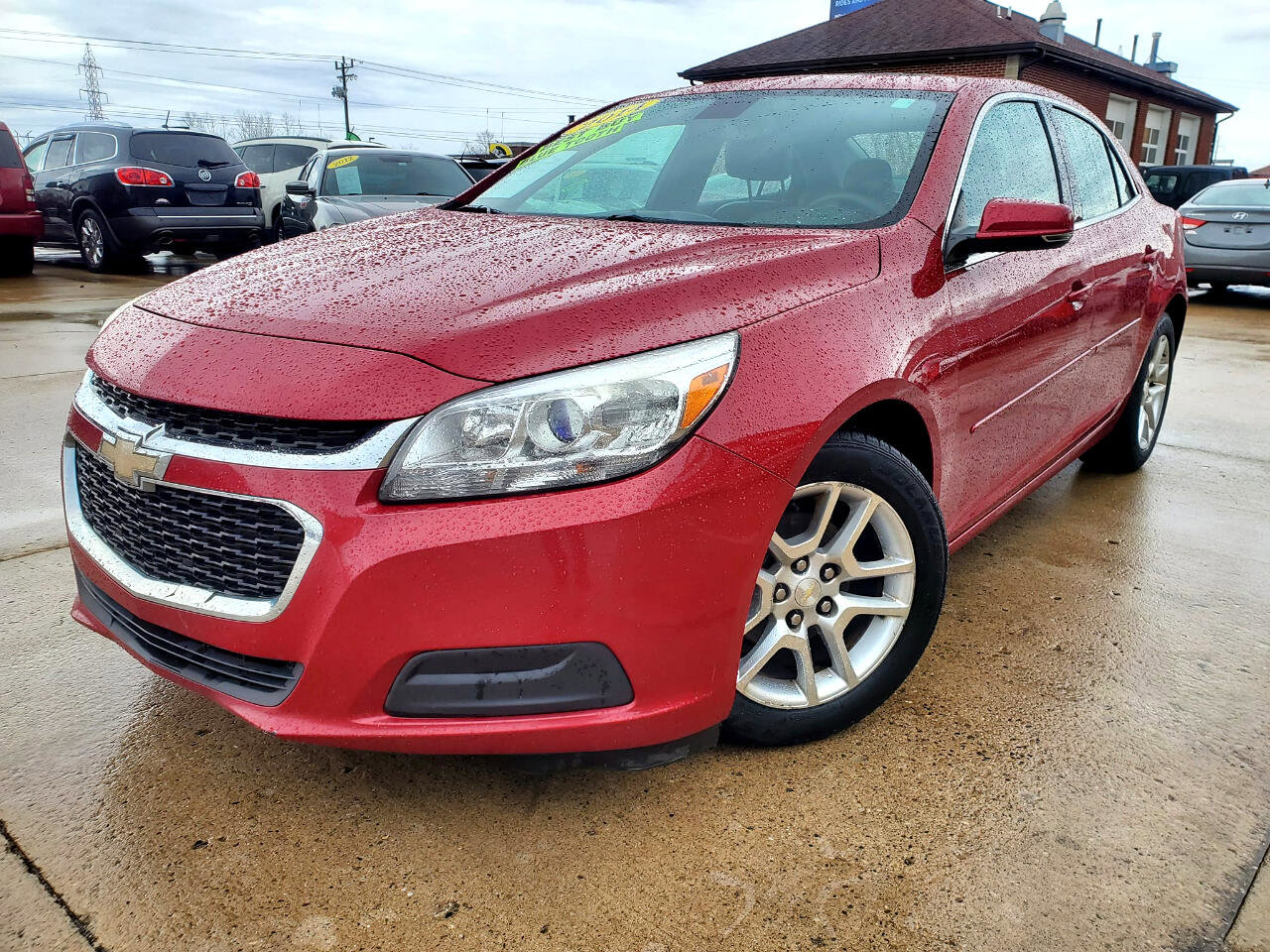 Used 2014 Chevrolet Malibu LT image 2