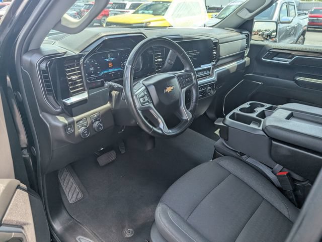 Used 2024 Chevrolet Silverado 1500 LT AWD/4WD image 13