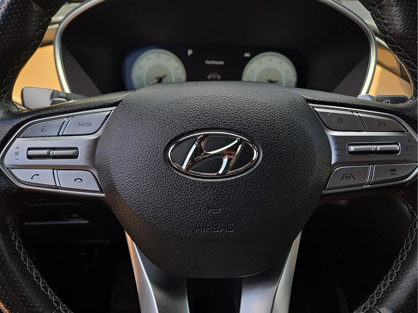 Used 2023 Hyundai Santa Fe Calligraphy FWD image 20