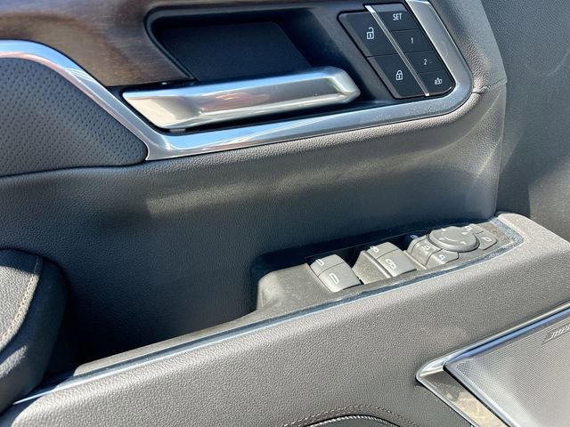 Used 2026 Chevrolet Silverado 2500 High Country w/ High Country Premium Package image 17