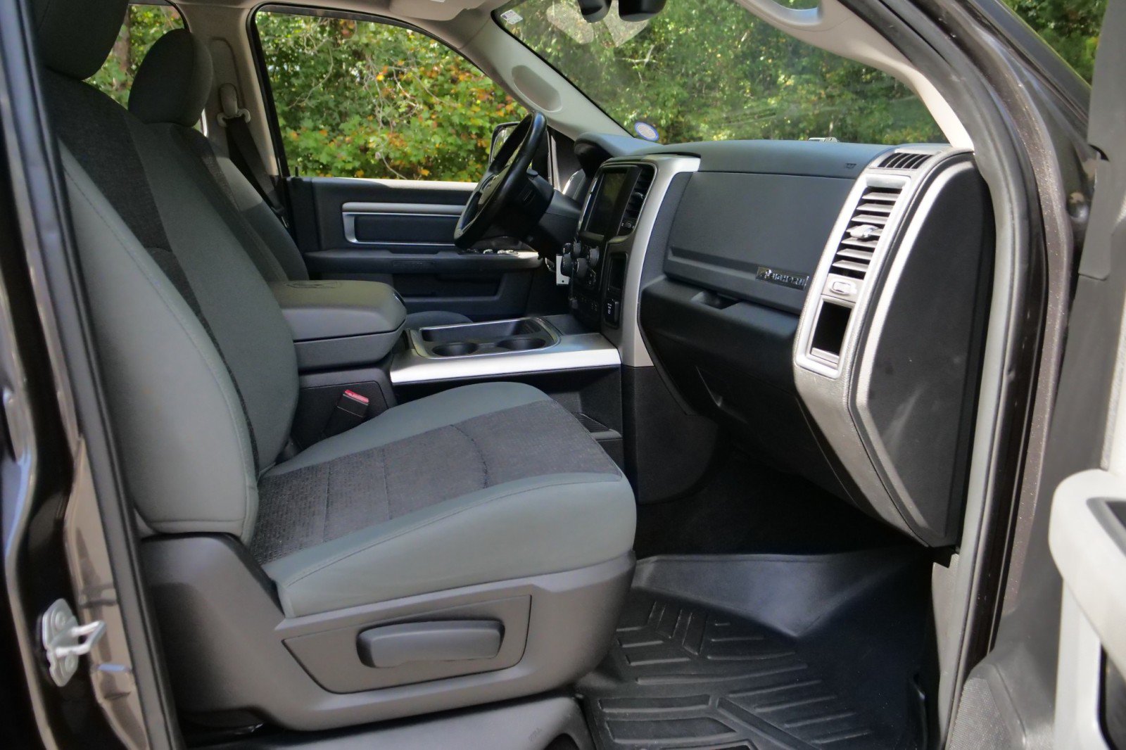 Used 2017 RAM 1500 Big Horn AWD/4WD image 43