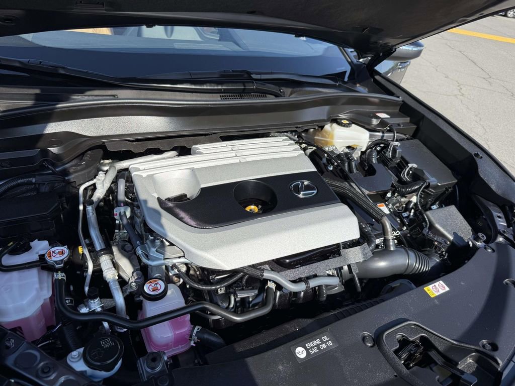 Used 2024 Lexus UX 250h AWD w/ Premium Package image 28
