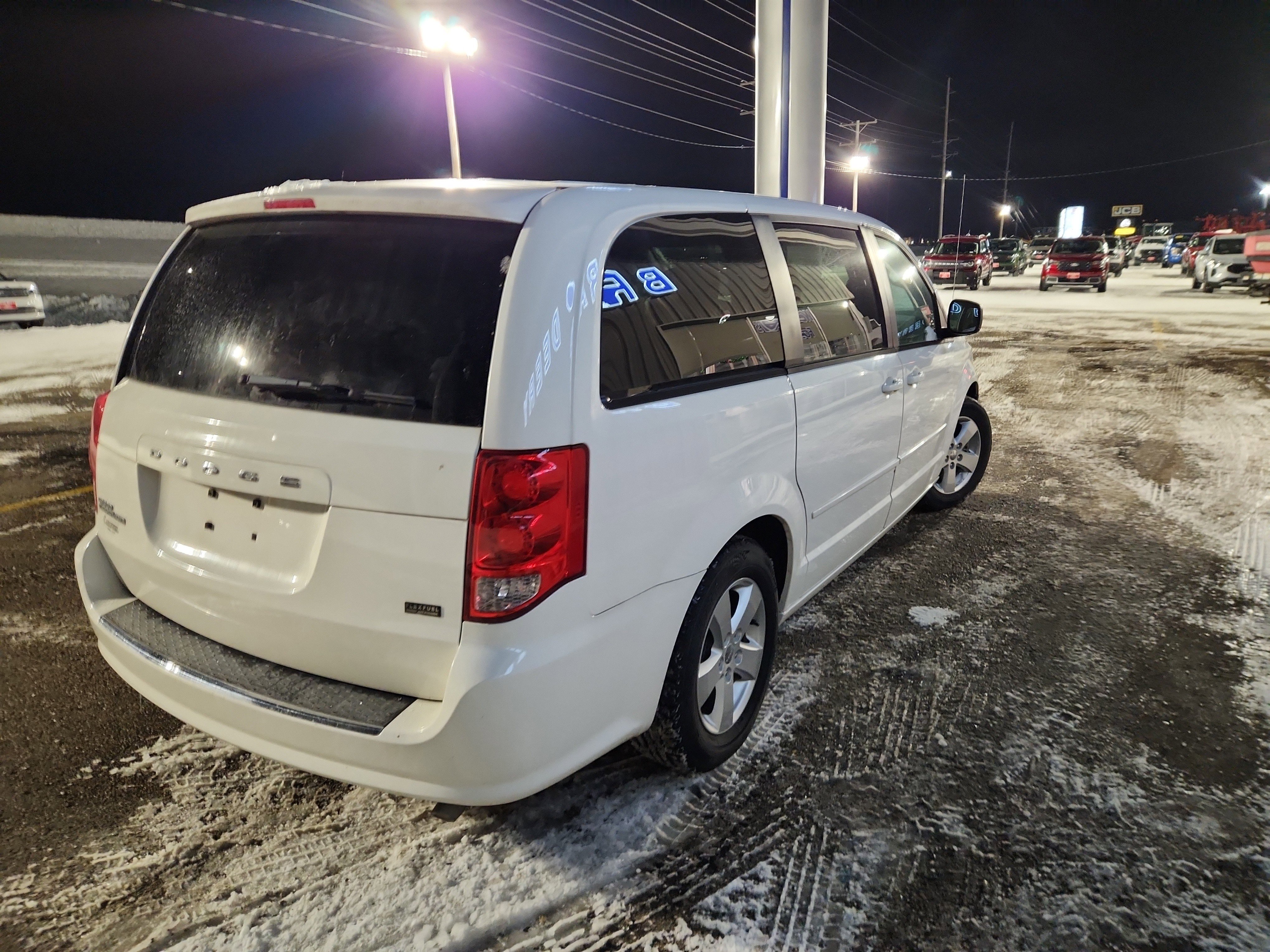 Used 2013 Dodge Grand Caravan SE image 11