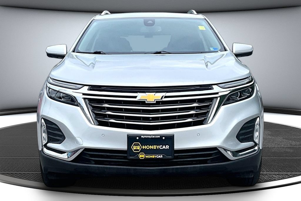 Used 2022 Chevrolet Equinox Premier AWD/4WD image 2