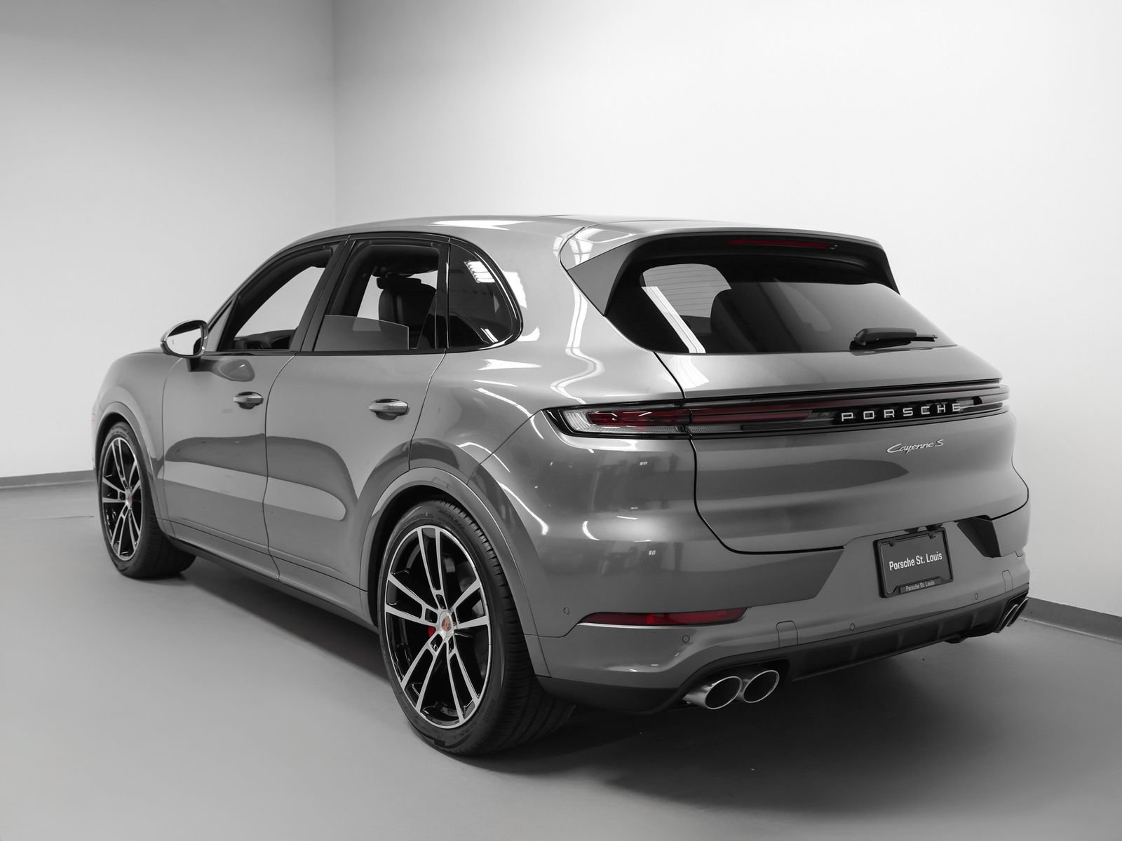 New 2026 Porsche Cayenne S AWD/4WD image 3