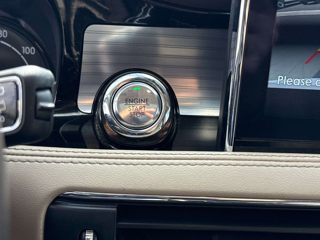 Certified 2022 Lincoln Corsair FWD image 27
