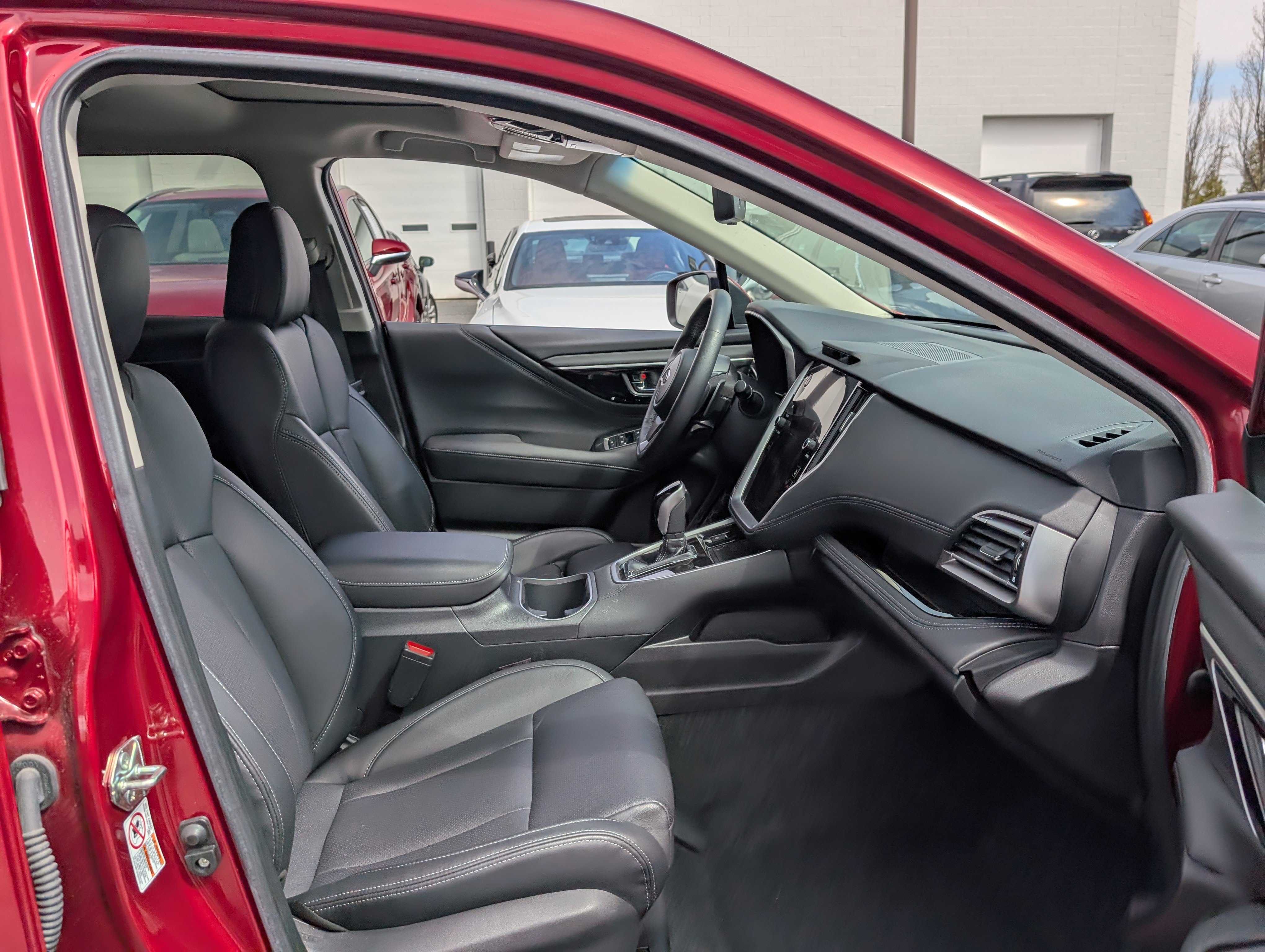 Used 2020 Subaru Outback Limited image 10