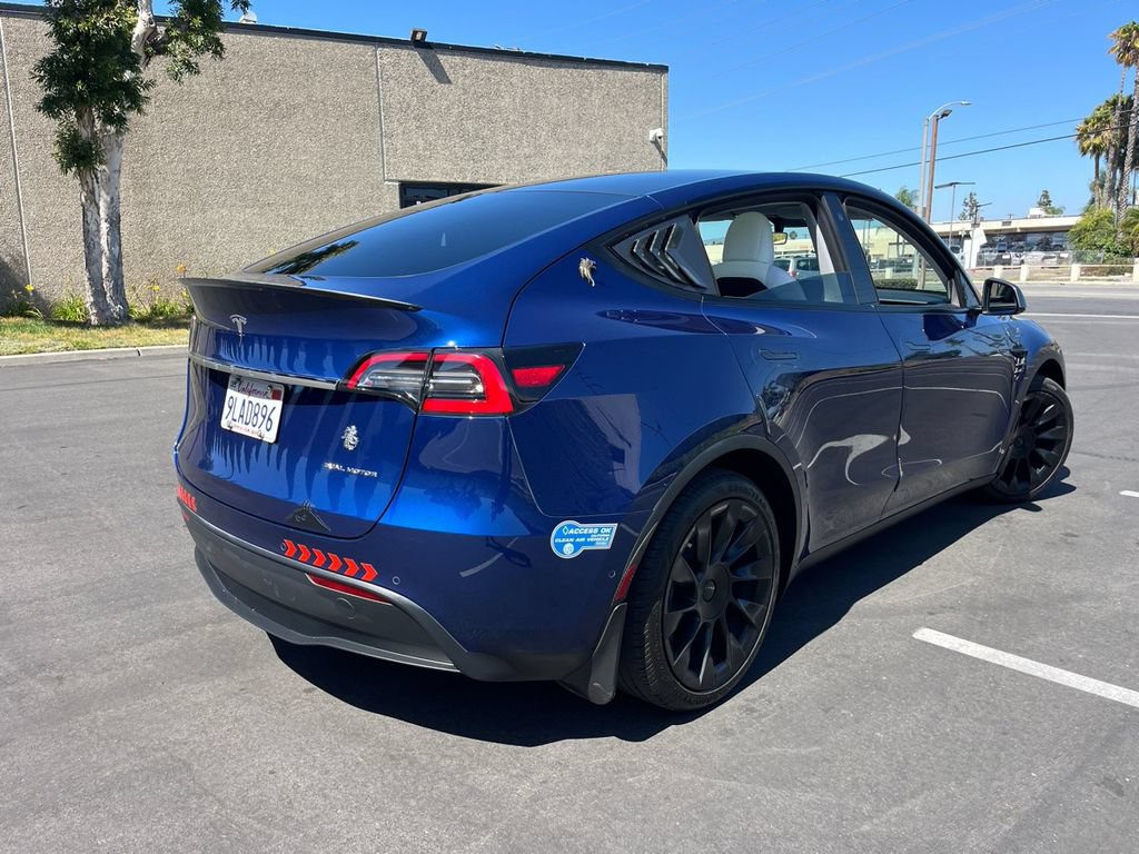 Used 2021 Tesla Model Y Long Range AWD/4WD image 6