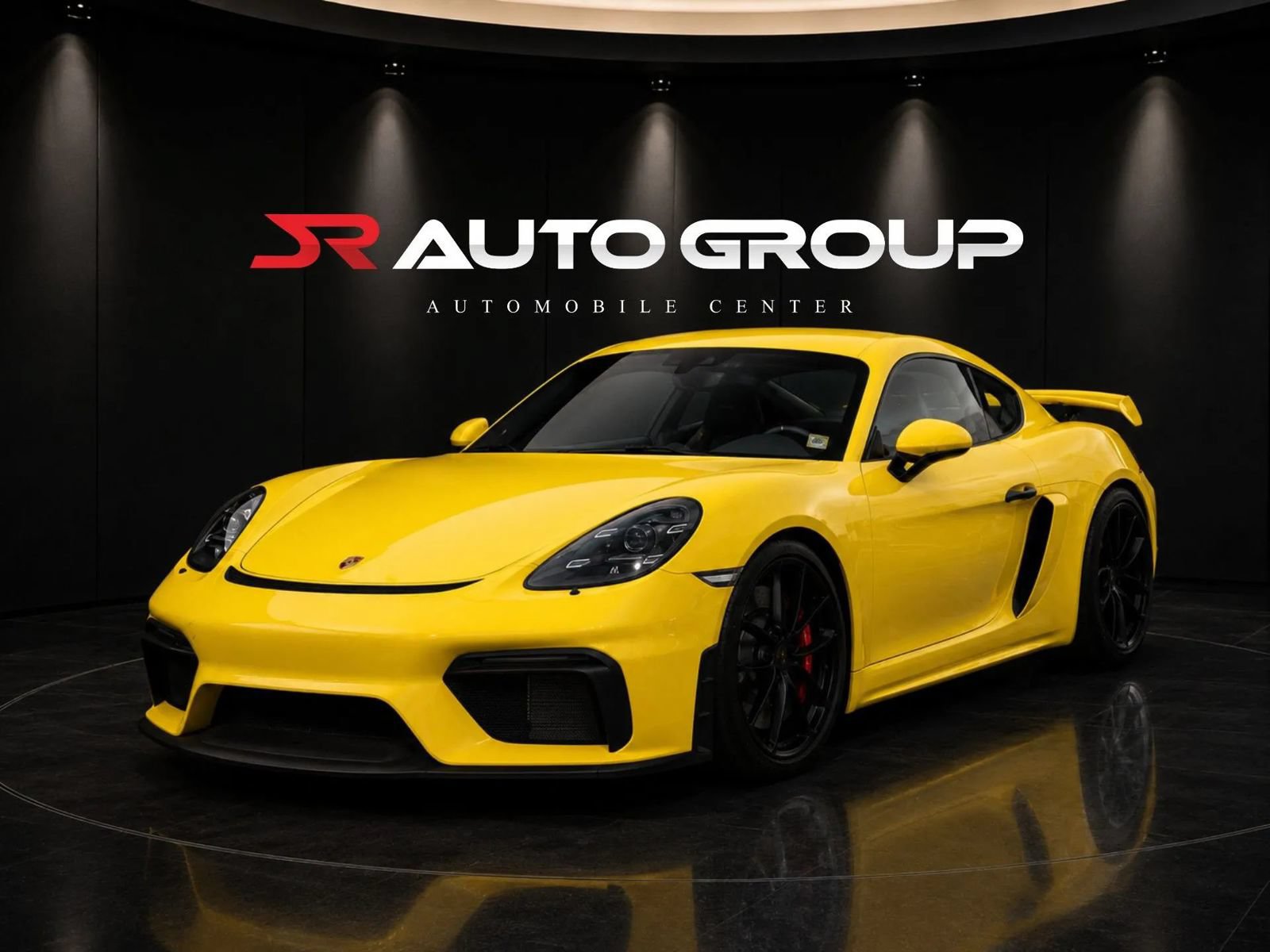 Used 2020 Porsche 718 Cayman GT4 RWD image 1