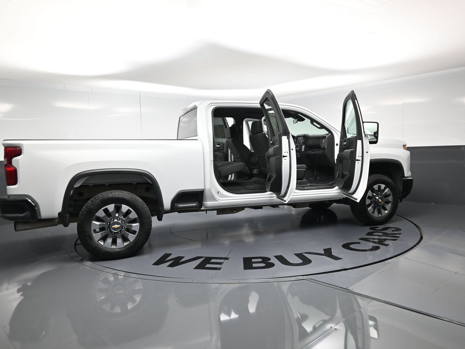 Used 2024 Chevrolet Silverado 2500 Custom w/ Custom Value Package AWD/4WD image 24