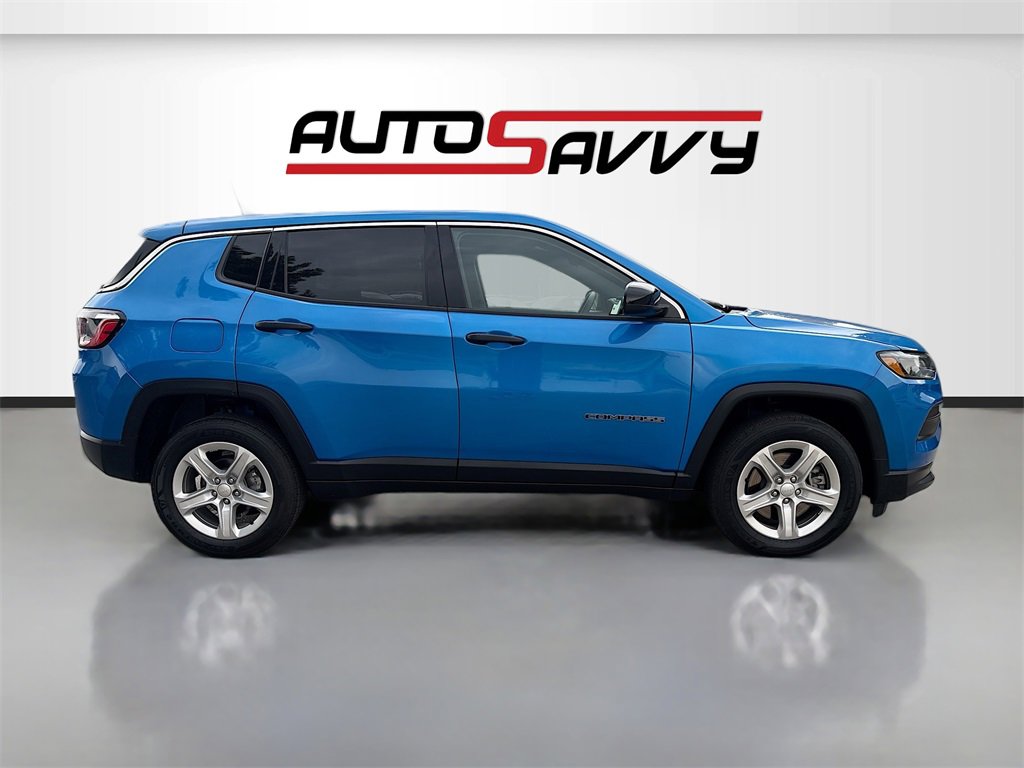 Used 2024 Jeep Compass Sport image 8