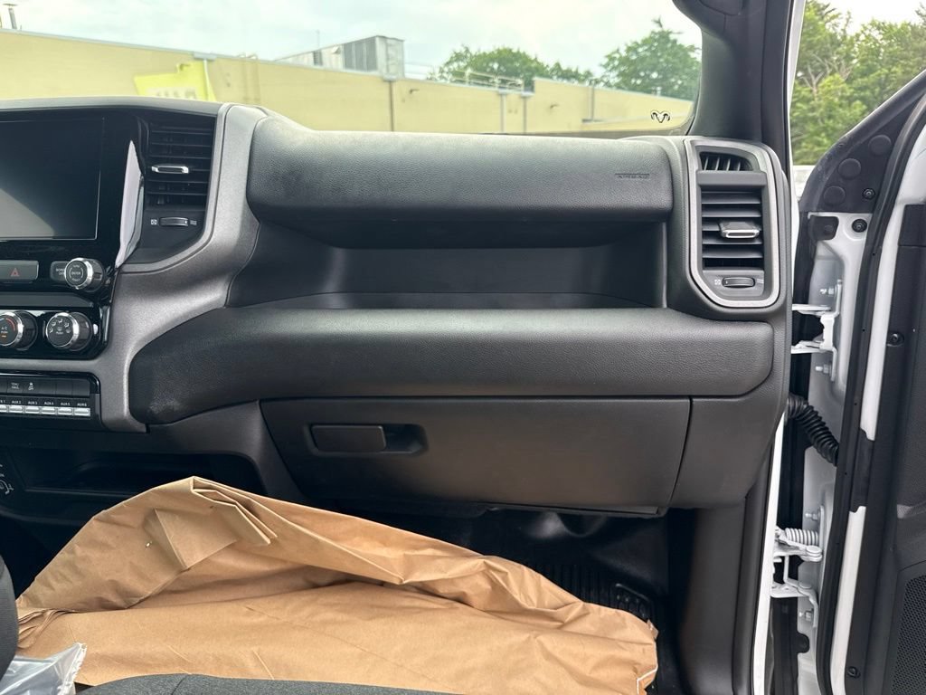 New 2026 RAM 3500 Tradesman w/ Chrome Appearance Group A AWD/4WD image 16