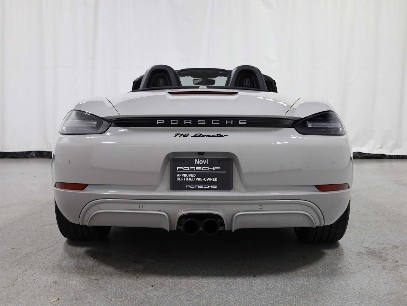 Used 2025 Porsche 718 Boxster RWD image 7