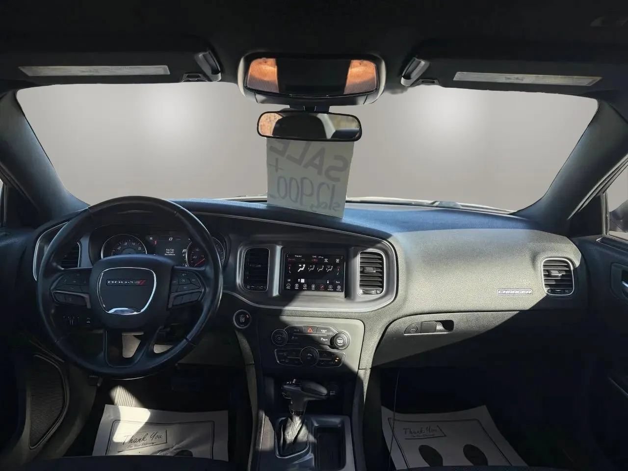 Used 2019 Dodge Charger SXT RWD image 12
