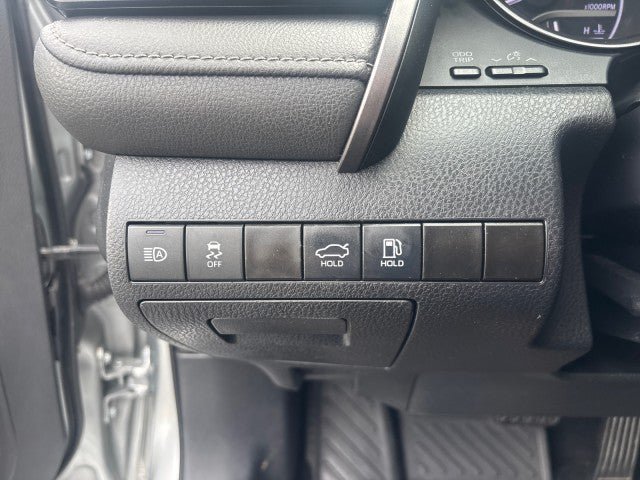 Used 2023 Toyota Camry SE AWD/4WD image 16