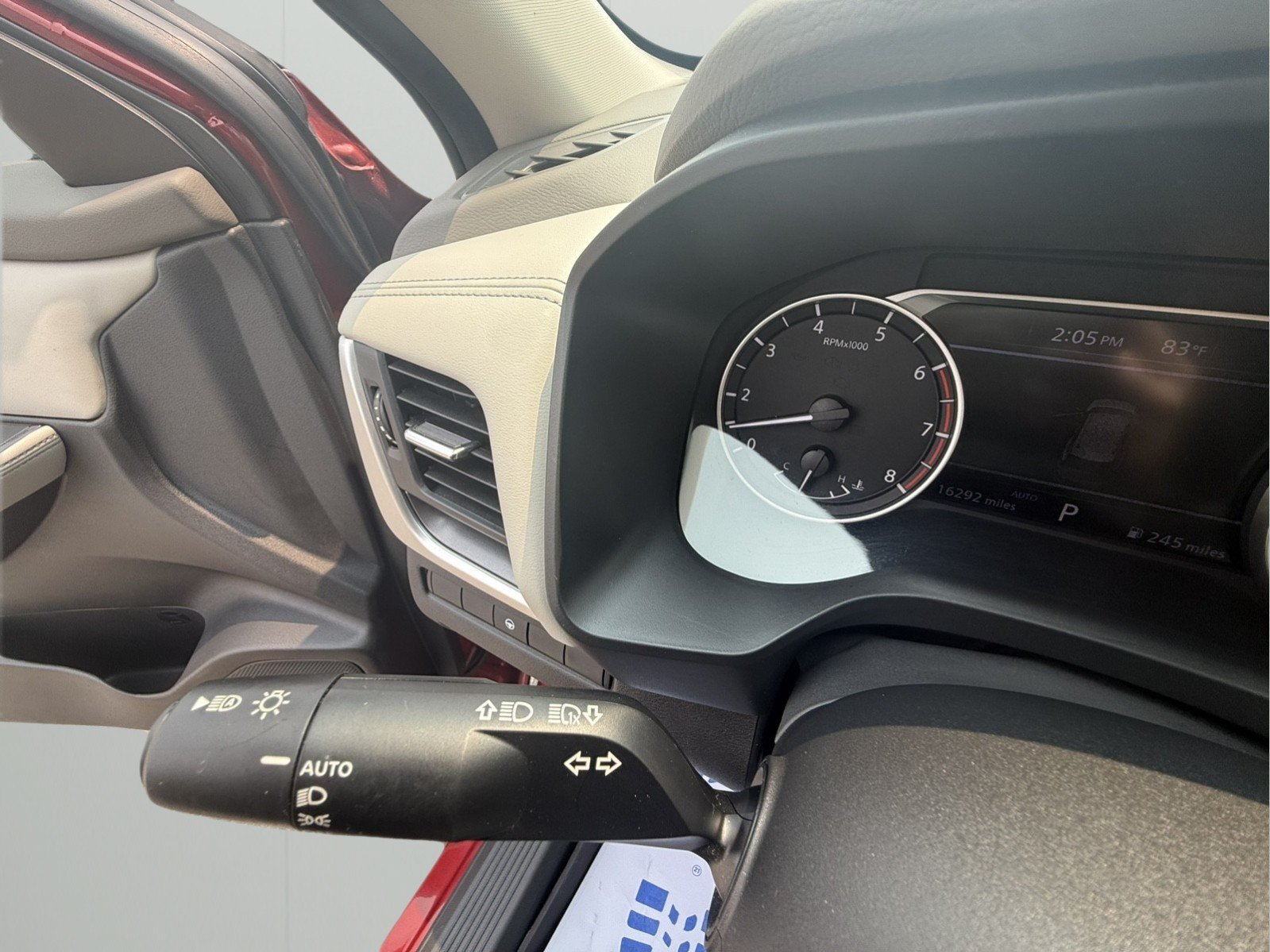 Used 2024 Nissan Rogue SV w/ SV Premium Package AWD/4WD image 20