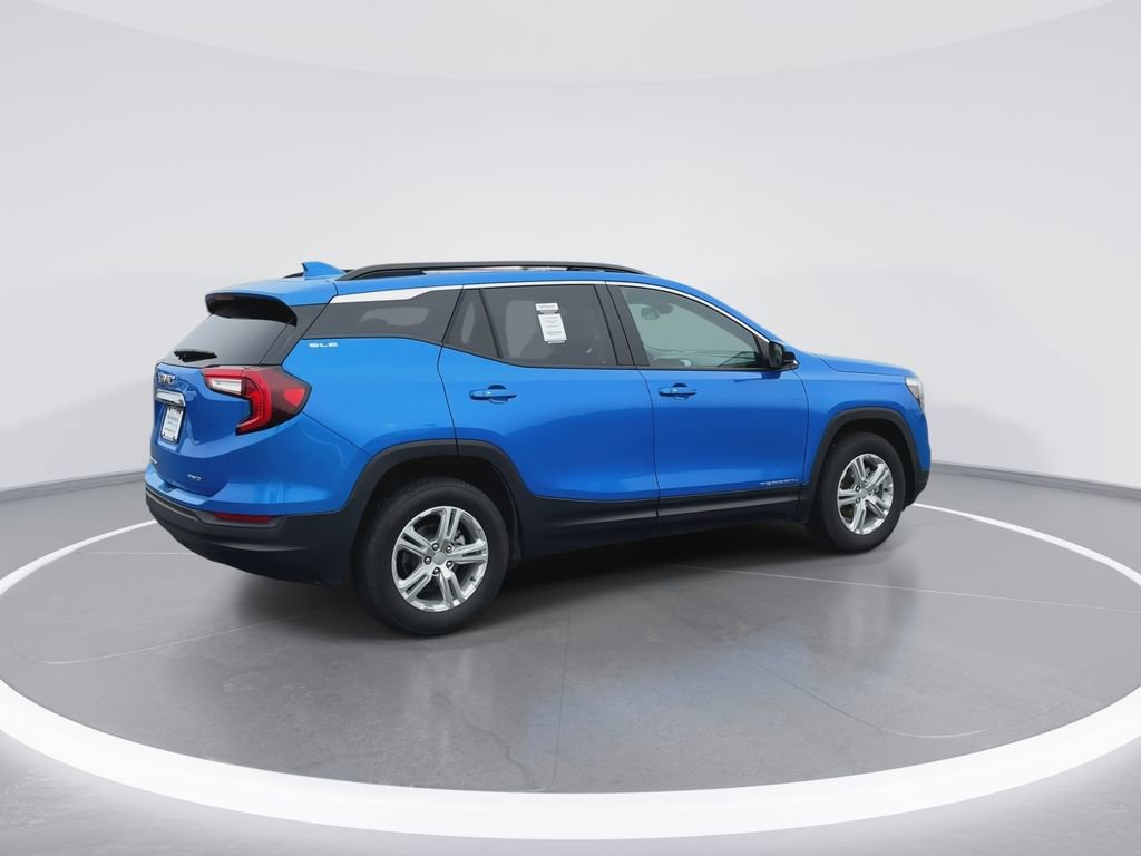 Used 2024 GMC Terrain SLE w/ Driver Convenience Package AWD/4WD image 8