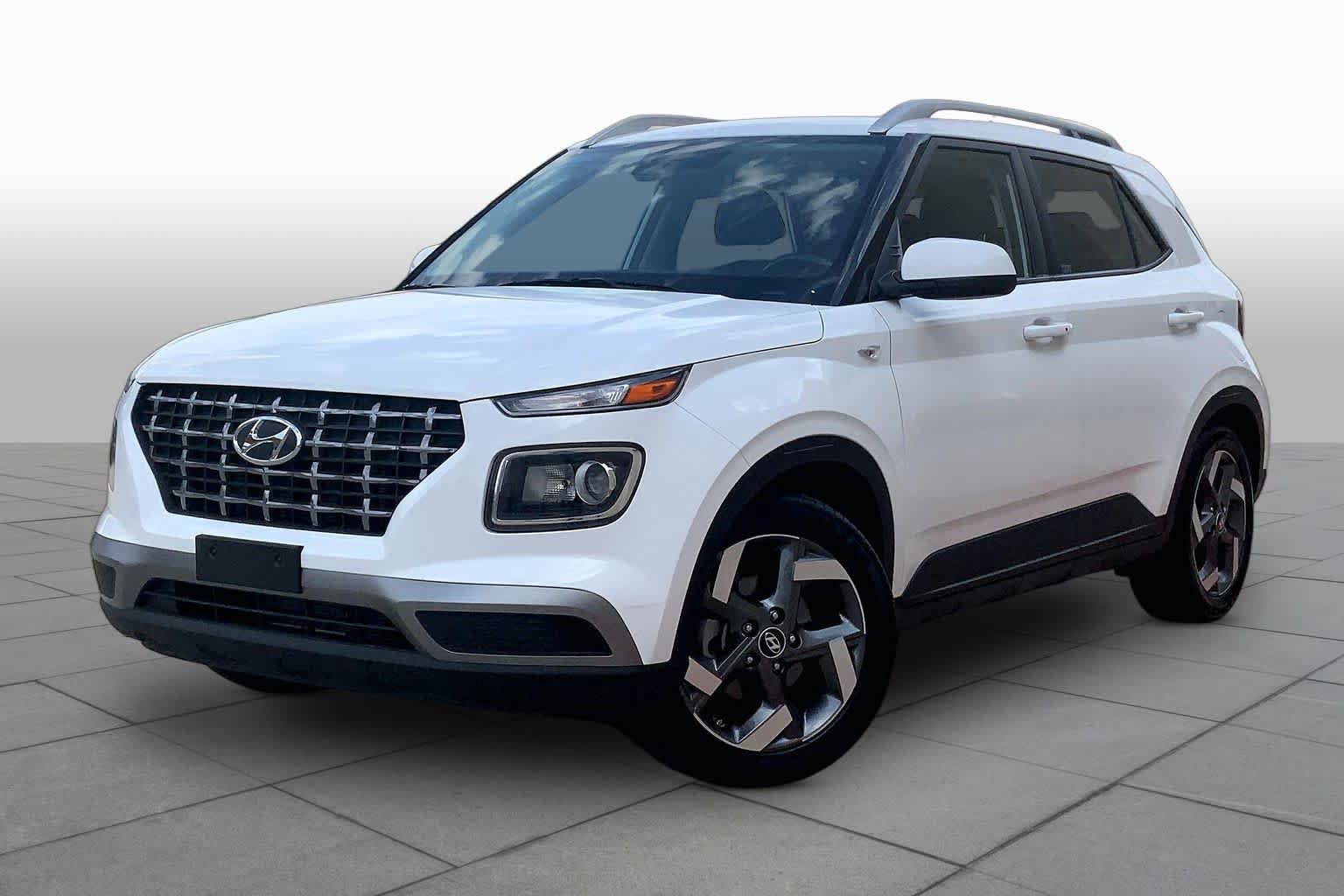 Certified 2025 Hyundai Venue SEL