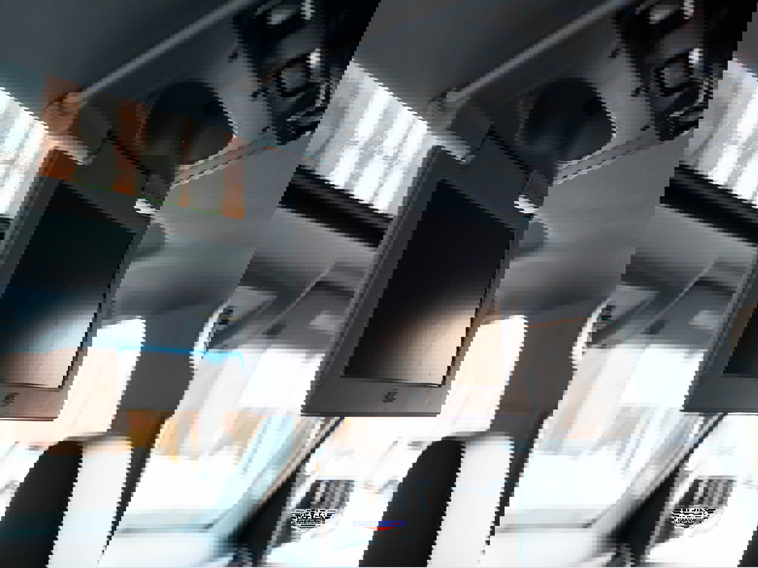 Used 2017 Chevrolet Suburban Premier image 24