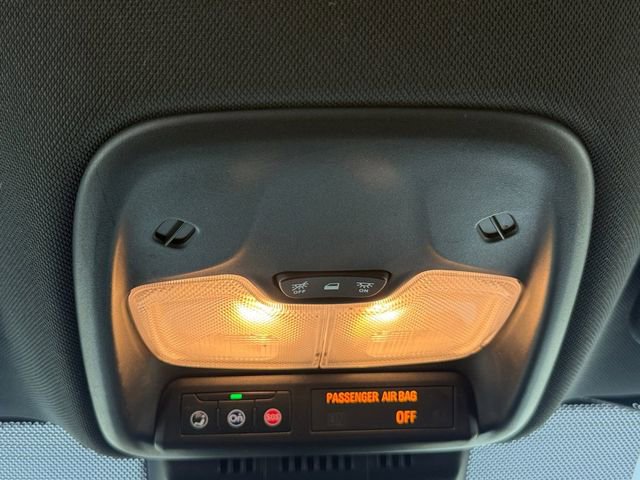 Used 2023 Chevrolet Colorado LT w/ LT Convenience Package II RWD image 8