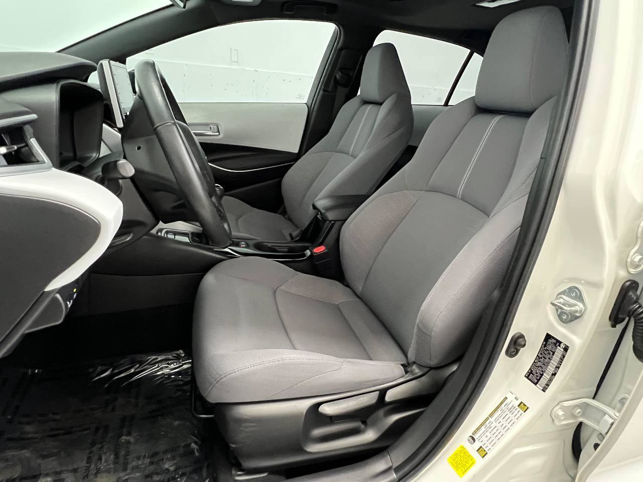 Used 2020 Toyota Corolla SE FWD image 8