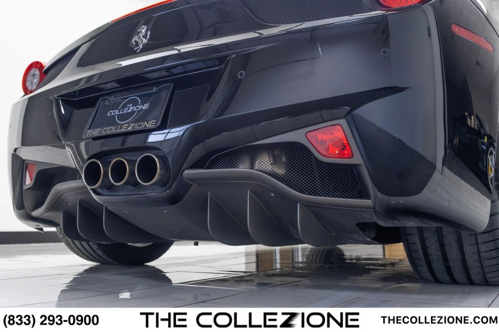 Used 2014 Ferrari 458 Italia Coupe RWD image 25