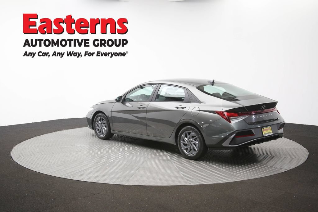 Used 2024 Hyundai Elantra SEL FWD image 62