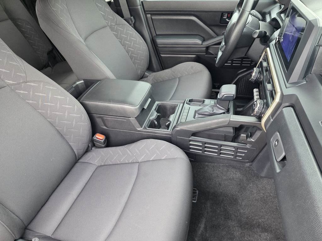 Used 2024 Toyota Tacoma TRD Off-Road image 11